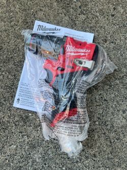 New Milwaukee M12 FUEL 1/2 inch Drill Driver 3403-20