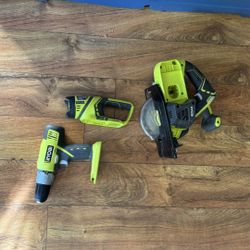 Ryobi Flashlight Circle Saw 52 Piece Drill Bit Screwdriver Set