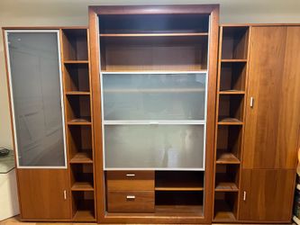 Entertainment center Entertainment center