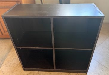 4 Cube Bookshelf