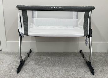 Baby Delight Beside Me Dreamer Bassinet | Bedside Sleeper | 6-Position Height Adjustment | Charcoal