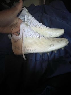 under armour football cleats