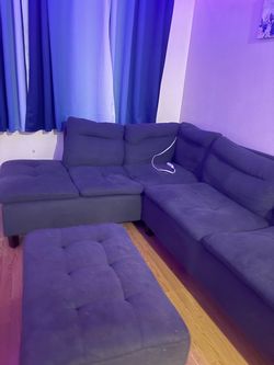 Sectional couch