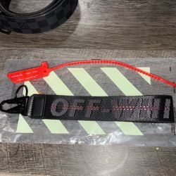OFF-WHITE Industrial Keychain