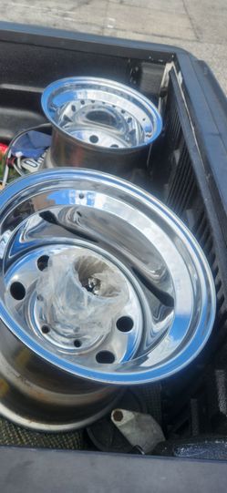 2 Chevy 6 lug
12” deep
16.5” rim diameter