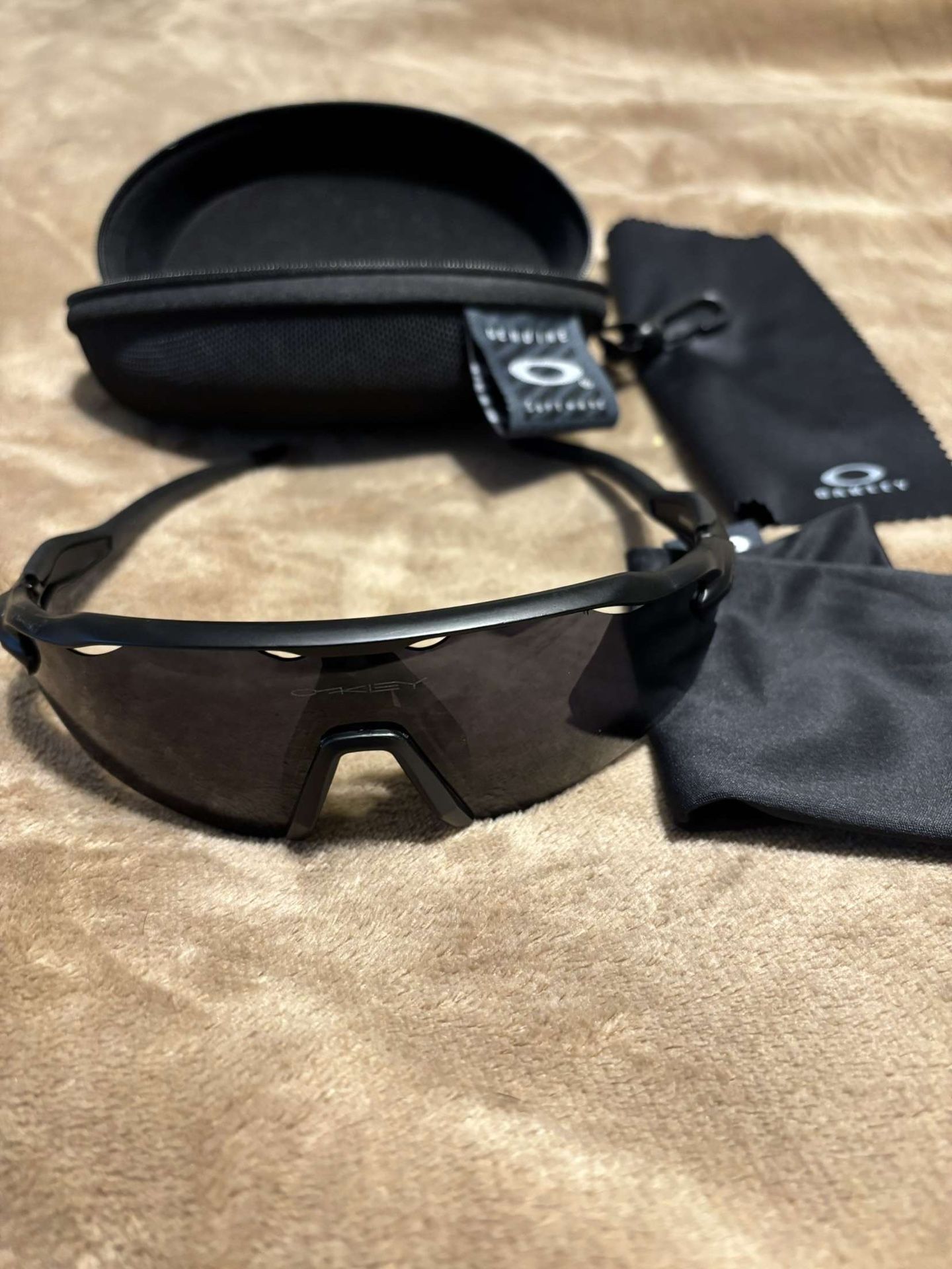 Oakley Radar EV Path