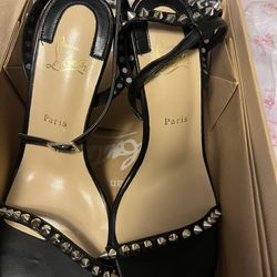 Christian Louboutin Heels – Size 7 (Women) – Like New