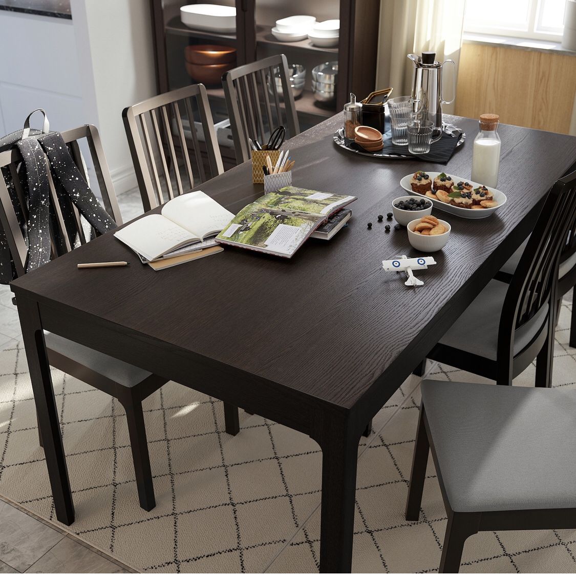 dining or kitchen table