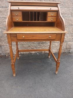 Vintage Desk Roll Top