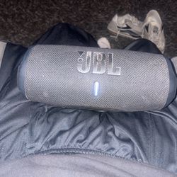 Bluetooth Speaker JBL  Charge. 5
