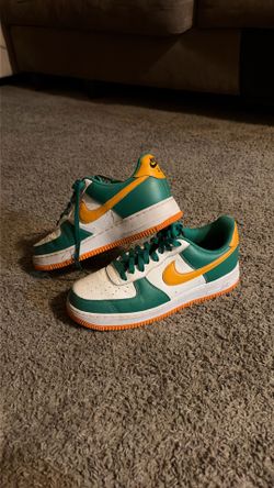 Girl Nikes