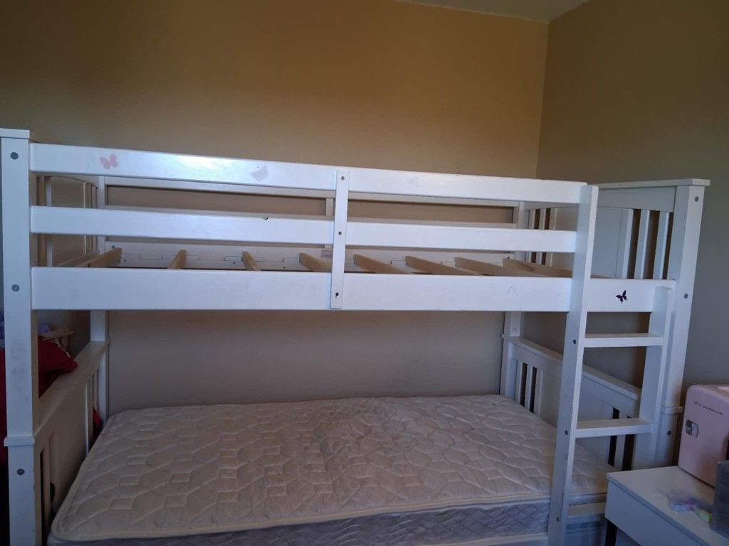 Twin Bunk Bed