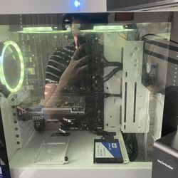 GAMING PC +APEX PRO MINI + LOGITECH SUPERLIGHT 