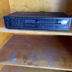 Receiver / Amplifier Stereo 