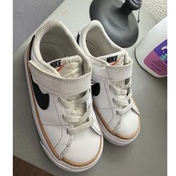 Nike Toddler Shoes Size 7c 