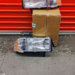 CHROME HOUSING CLEAR HEADLIGHT 1994_2002 DODGE RAM