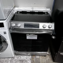 SAMSUNG 30” ELECTRIC SLIDE IN RANGE W WIFI CONNECTIVITY