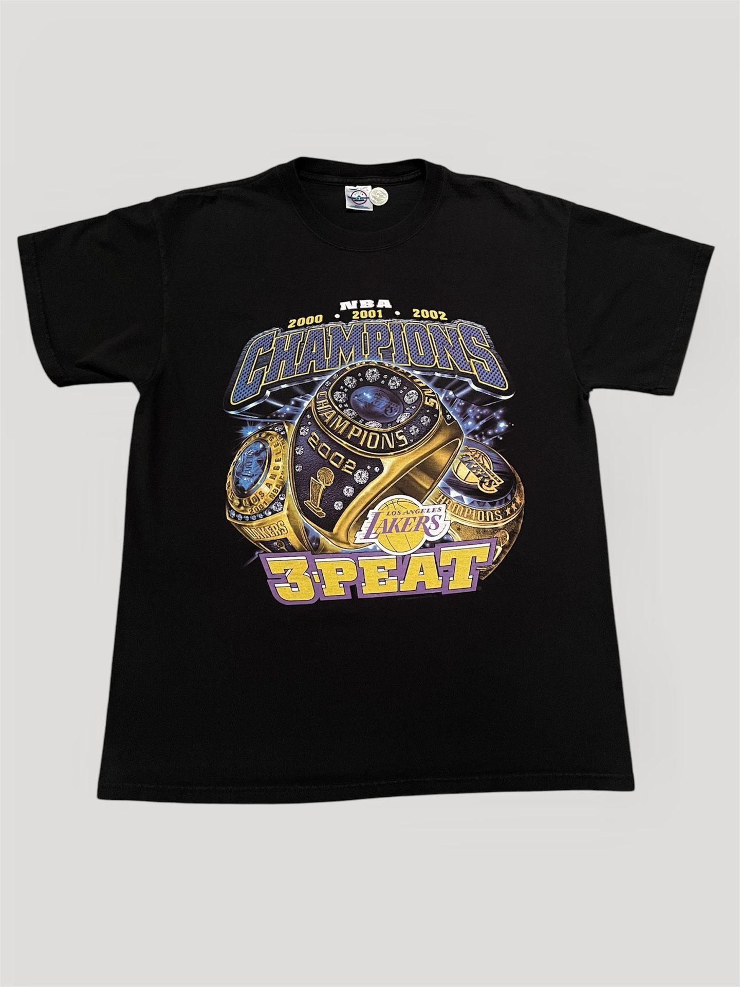 Los Angeles Lakers Championship 3 Peat 2002 vintage black and gold t shirt Size Large