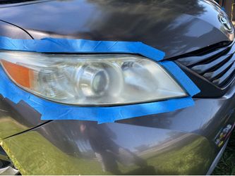 Headlight restoration kit