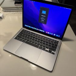Apple 2020 13” MacBook Pro M1 Chip 16GB Ram 256SSD! Like new! We offer financing!