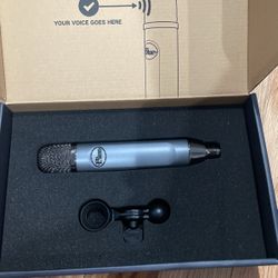 Blue Ember microphone - Unused
