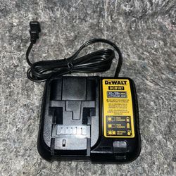 DEWALT CHARGER 
