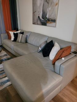 Leather L-shape w cocktail and end table