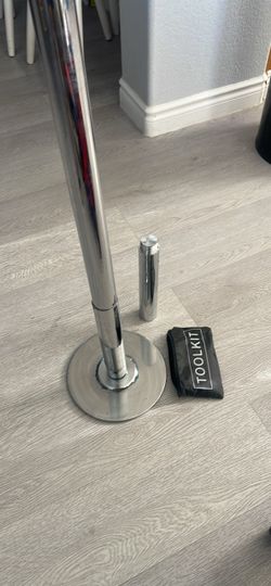 Chrome Dance Pole with Toolkit