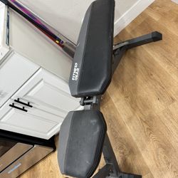Reclining Weight Bench