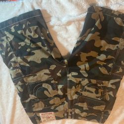 True Religion Camo Shorts, Size 34