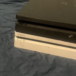 PS4 Slims