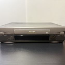 Toshiba VCR Pro Drum / Easy-Icon-Osp Model M265 VHS Player Tested & Working