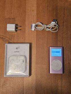 IPOD MINI BUNDLE - MODEL M9435LL  - Yes, it's still available to buy!