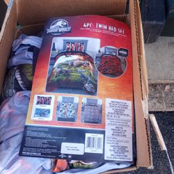 Jurassic World 4 Piece Twin Bed Set