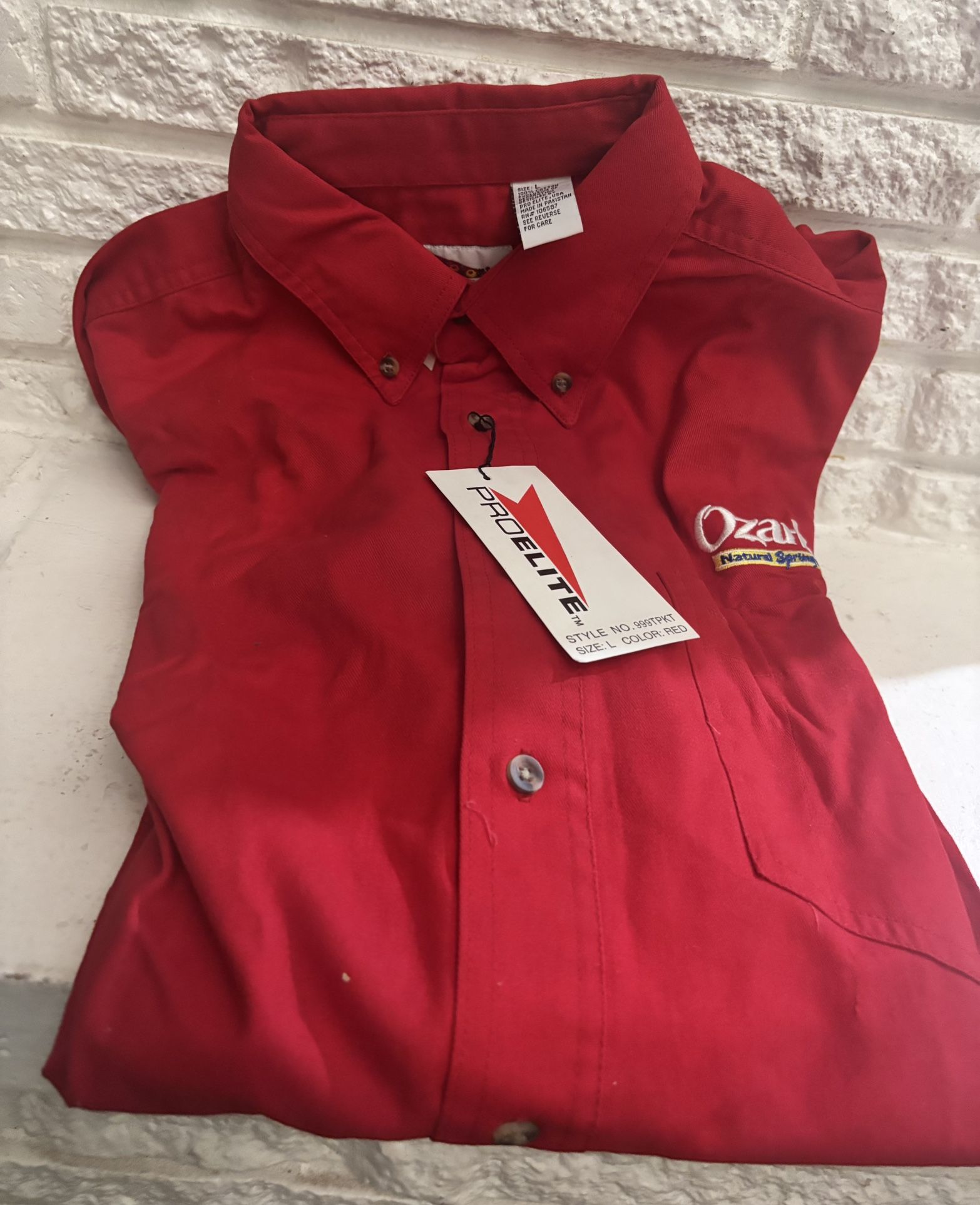 Ozarka Employee Uniform Button Up Shirt Large Red full sleeves