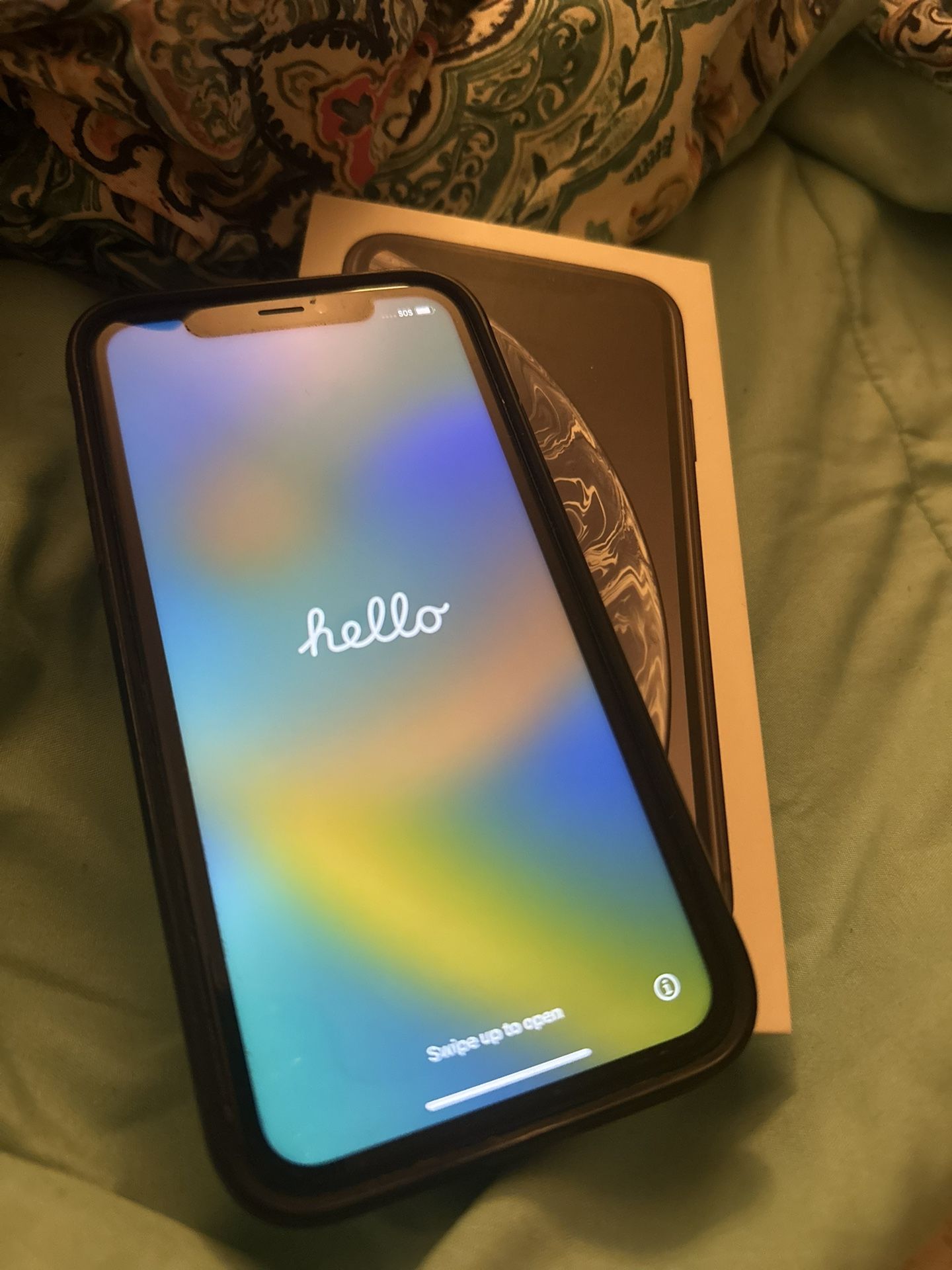 iPhone XR black 64 GB