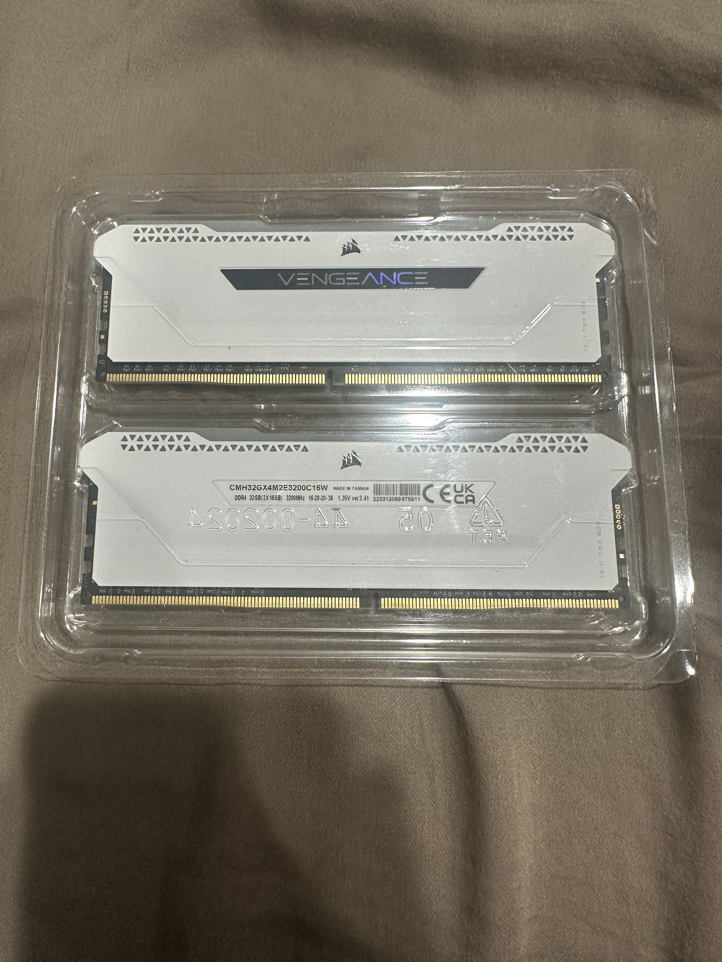 Vengeance RGB Pro DDR4 2x 16GB
