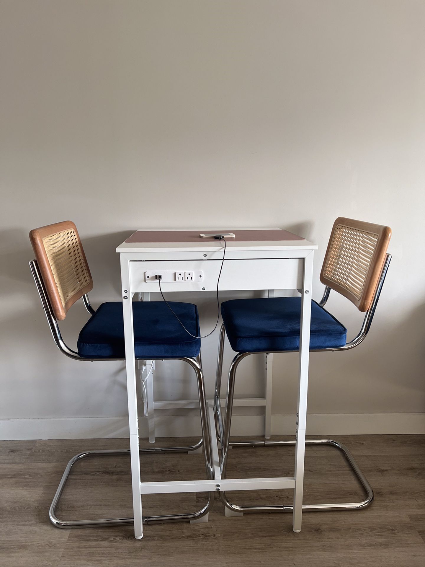 High Chairs and Table
