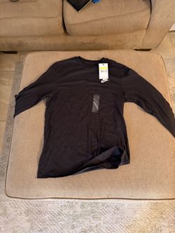 brand new never worn NIKE