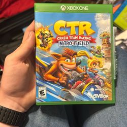 Xbox one CTR crash team racing nitro field