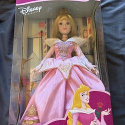 Disney Princess Aurora Porcelain Doll Brand New Sealed (Pick Up Only)