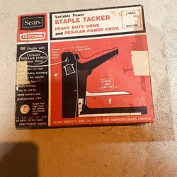 Staple Tacker