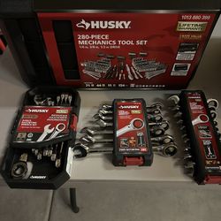 Husky Tool Set. New With Assorted Ratchet Wrenches