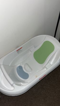 Baby bathtub