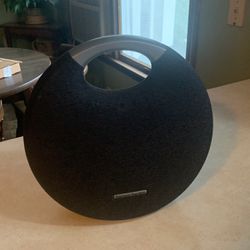 **Harman Kardon Onyx 5 Speaker (For Parts)**