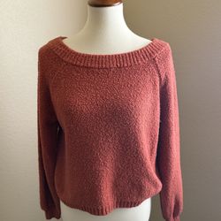Woman’s Hollister Sweater XS 