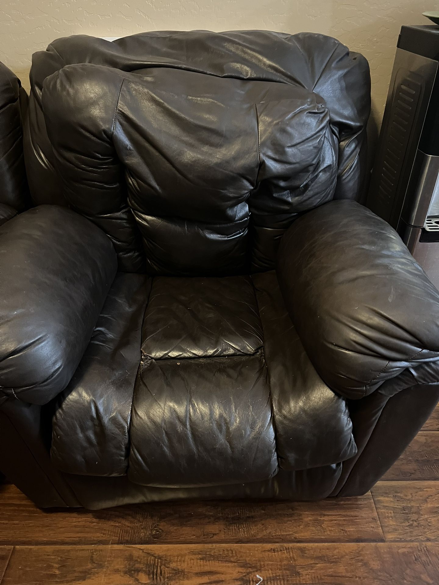 single Recline leather sofa