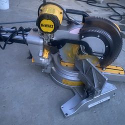 # 2 Sierras Circular 