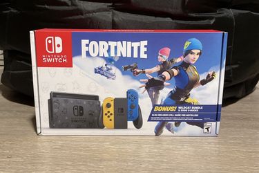 Brand New Open Once Nintendo Switch Wildcat Bundle Fortnite CODE USED