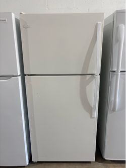 REFRIGERADOR Whirlpool de 30 Pulgadas Como Nuevo